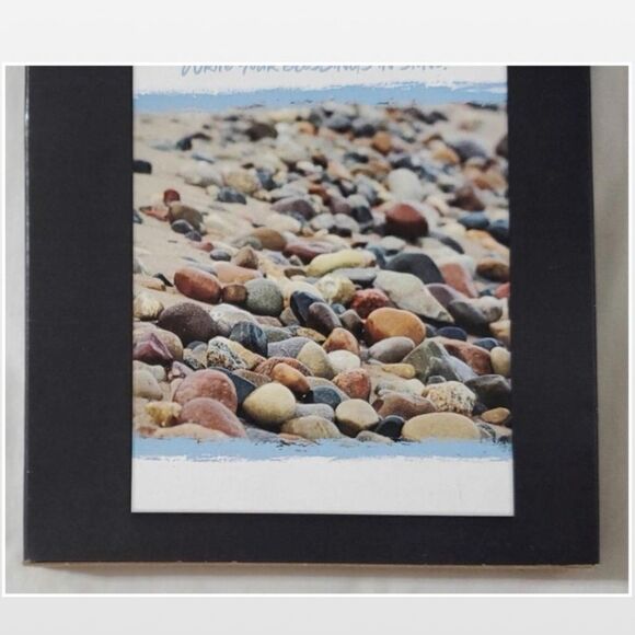 New 8 Matching Notecards & Envelopes - Picture 3 of 15